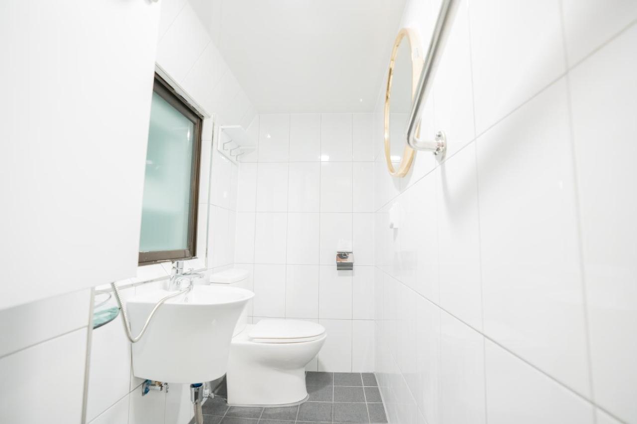 Отель Huayuanhouse Hq In Hongdae Сеул Экстерьер фото