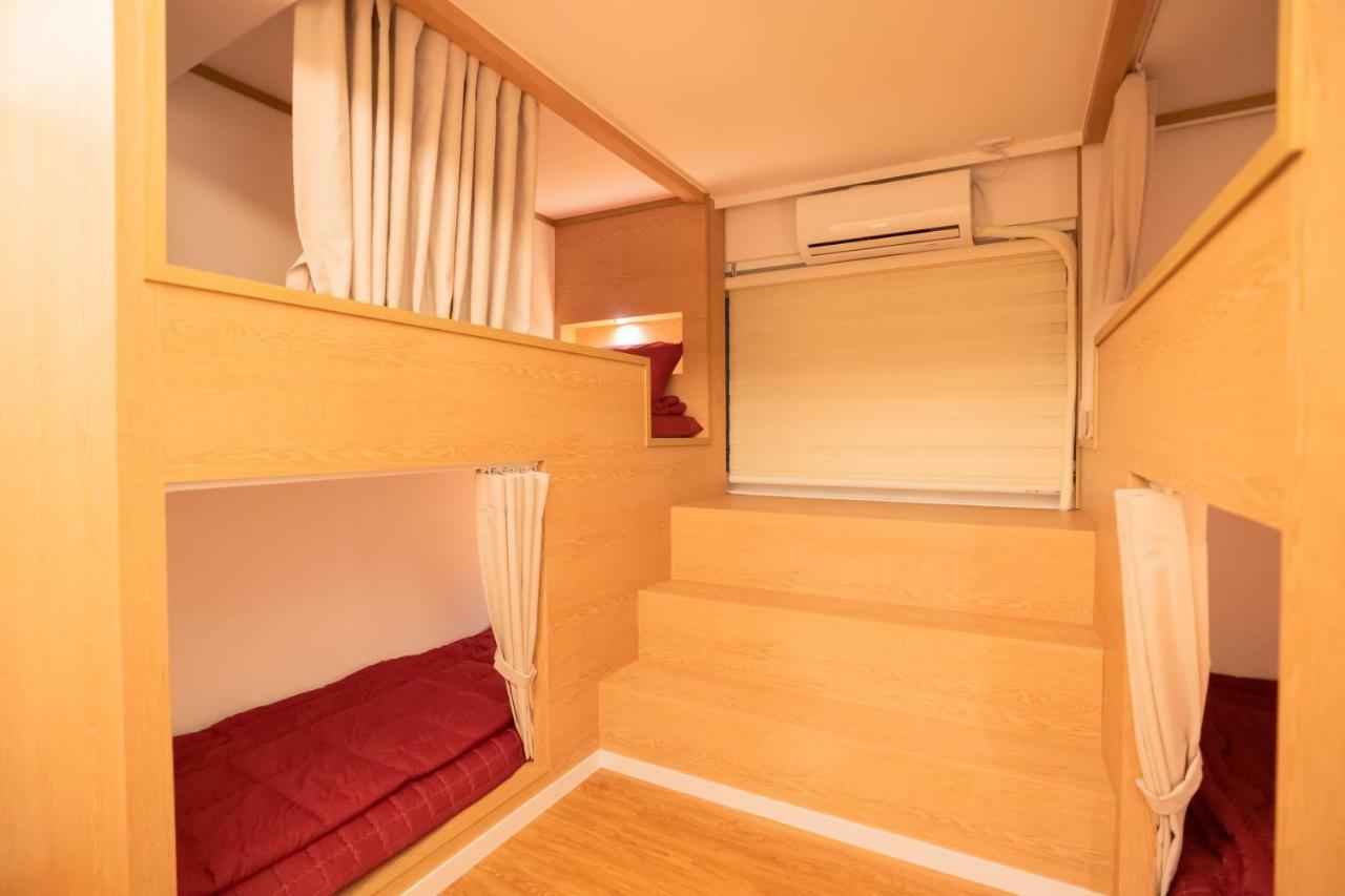 Отель Huayuanhouse Hq In Hongdae Сеул Экстерьер фото
